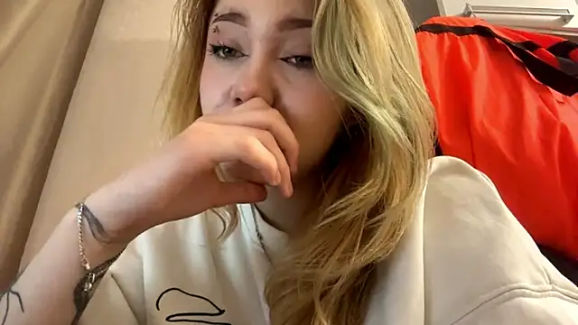 LisaCristmas's cam snapshot