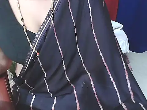 sunitha-3's cam snapshot