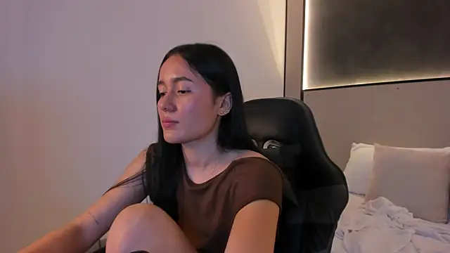 mia_slora's cam snapshot