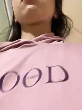 Shayla--broos's cam snapshot