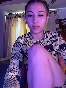 cuteweed420 live sex cam