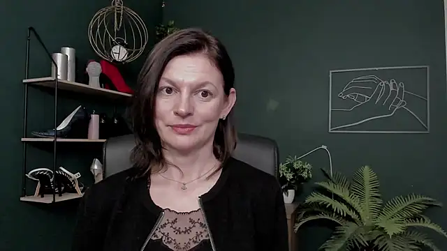 VivianWILD's cam snapshot