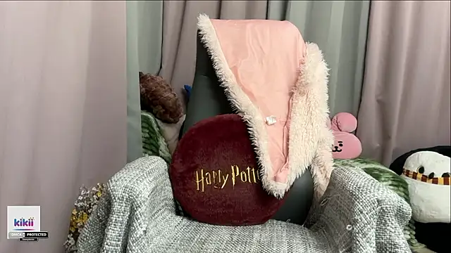 Saasybooo live sex cam