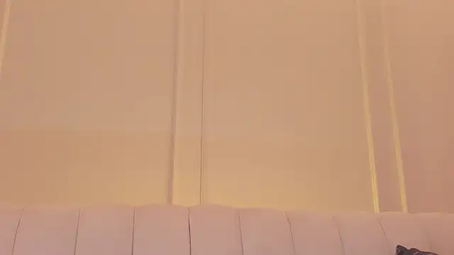 AmbarJames_'s cam snapshot