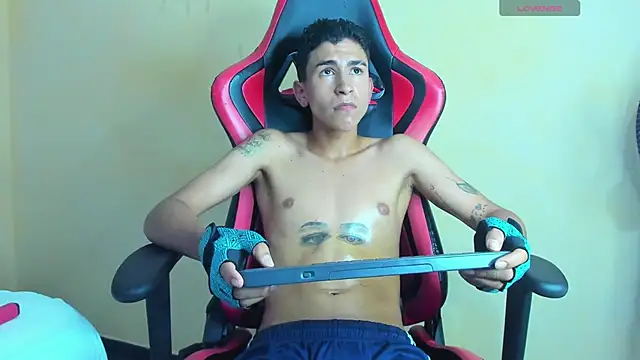 JacksonWillss's cam snapshot