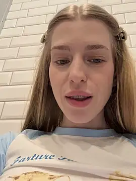 kira_mia's cam snapshot