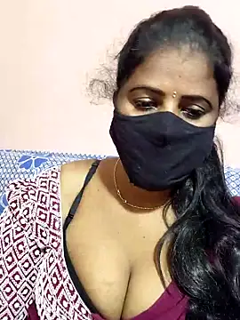 siri_tamiltelugu's cam snapshot