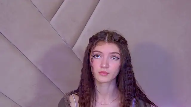 SophiaProve's cam snapshot