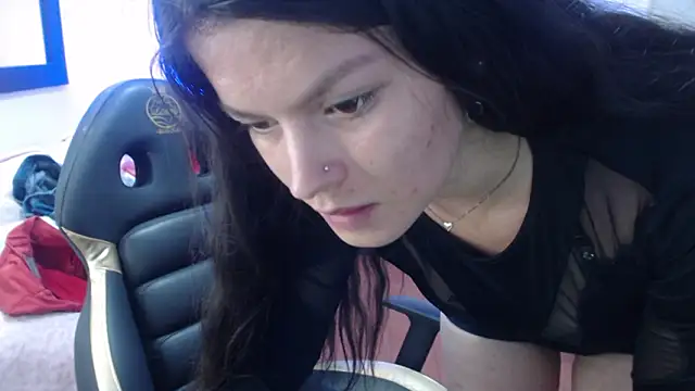 Sara_valderrama_'s cam snapshot