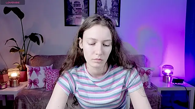 VioletaBloom's cam snapshot