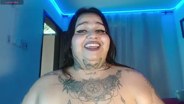 VeronikCuhubby's cam snapshot