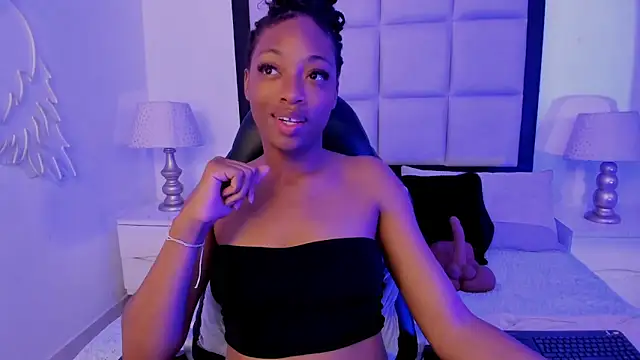 ElisabettaMonroy's cam snapshot