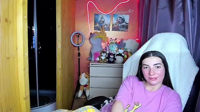 Fiery_Brunette_'s cam snapshot