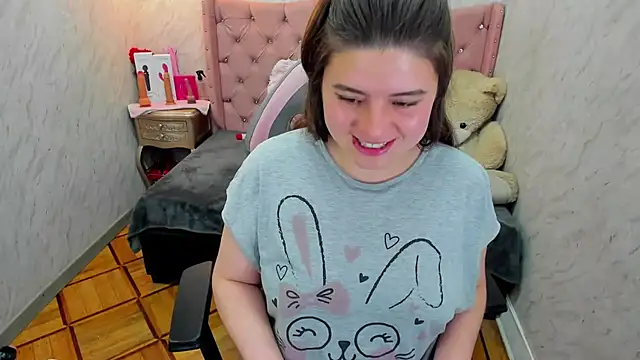 Lianngrace's cam snapshot