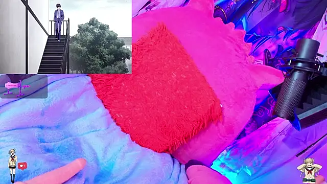 REM--'s cam snapshot