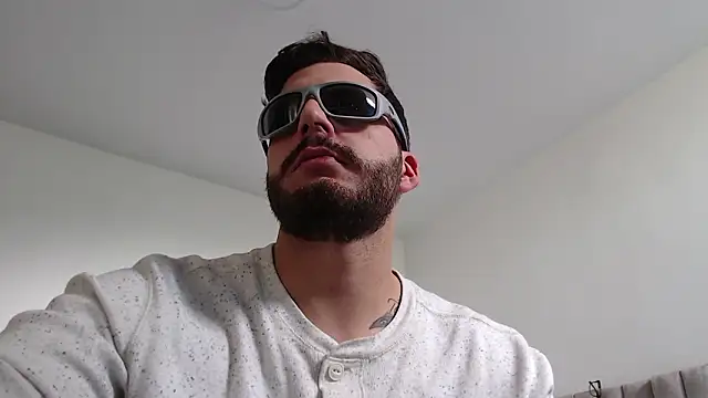 thomas_gun live sex cam