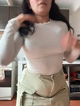 AngieRousse_'s cam snapshot