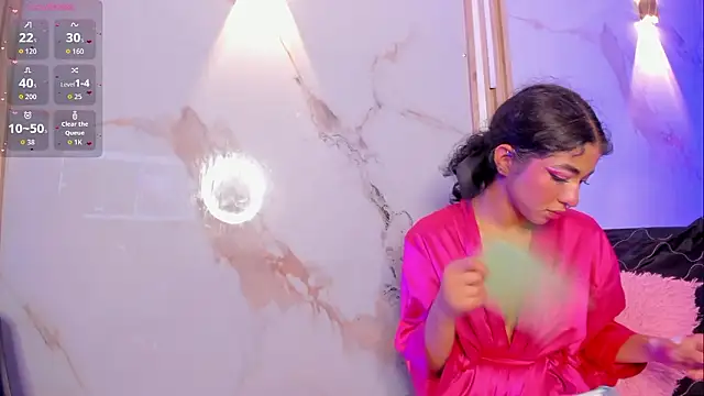 Aron_and_molly's cam snapshot