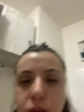 bunnythetailor's cam snapshot