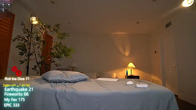 MsCindyLuv's cam snapshot