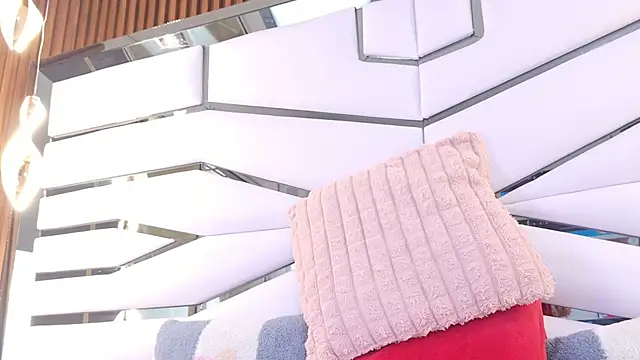 AlliciaKim's cam snapshot