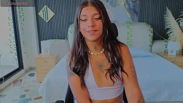 CoralRigan live sex cam