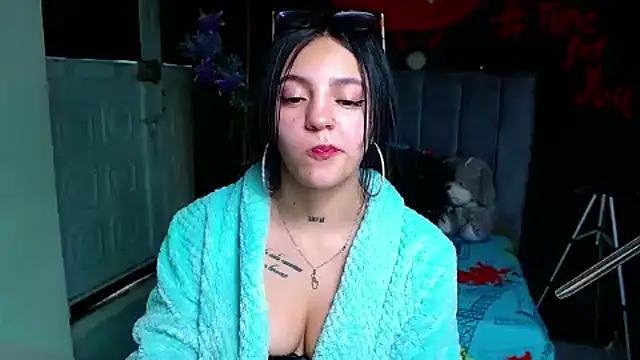 Violettasquirt's cam snapshot