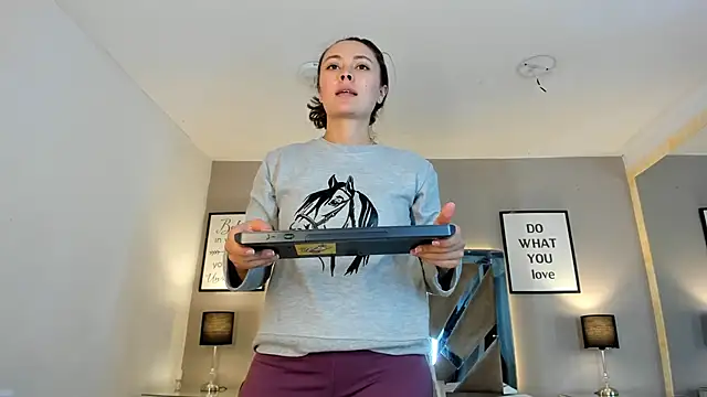 cellestehot's cam snapshot