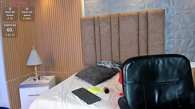 kimbrownn's cam snapshot