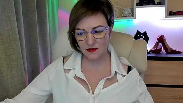 feliziaDesire's cam snapshot