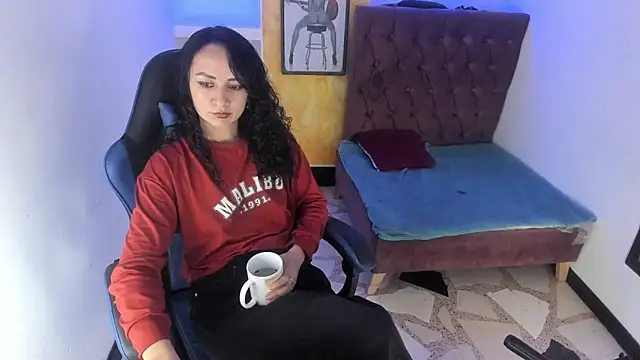 alison_moon7's cam snapshot