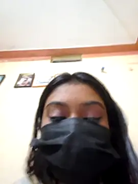 Roohbabe's cam snapshot