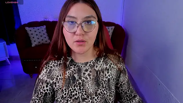 conniejames_m's cam snapshot