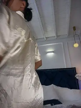 LuckyGoddessXXX live sex cam