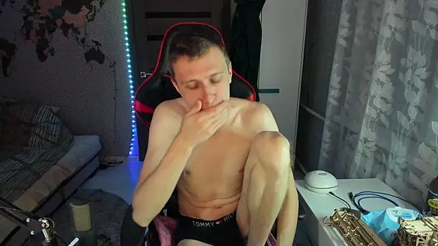 alex13ho live sex cam