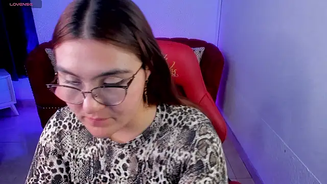 conniejames_m live sex cam