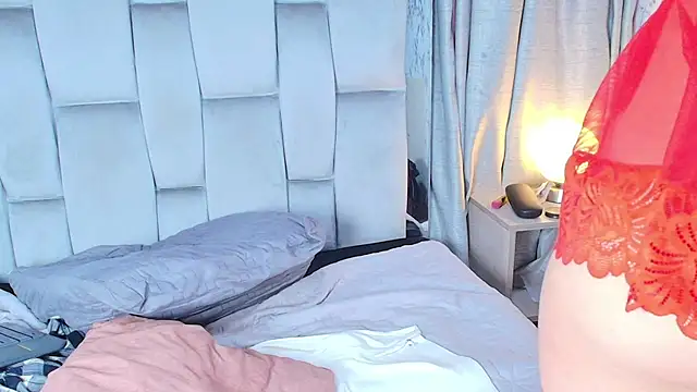 amy_swann's cam snapshot