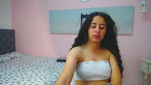 scarlett_clyde's cam snapshot