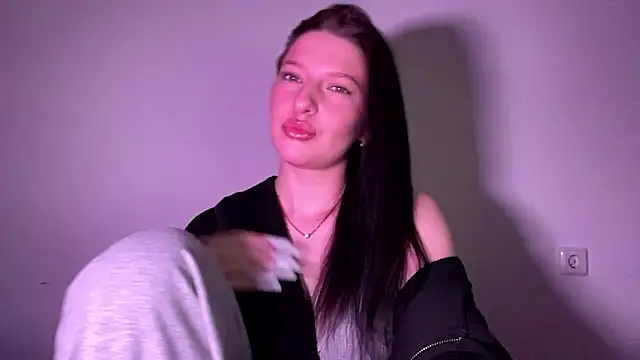 Sarahsolara's cam snapshot