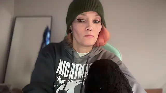 FRRANNKIE live sex cam