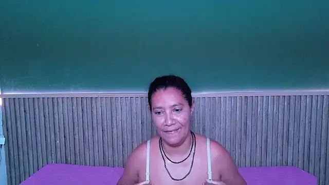 Isabella_o's cam snapshot