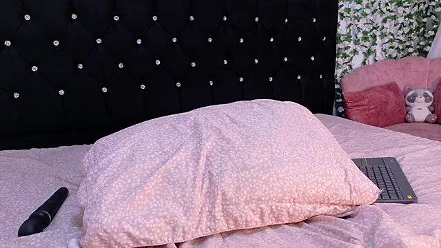 hanzel_ross1's cam snapshot