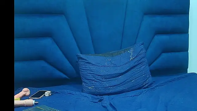 Angell_cooper's cam snapshot