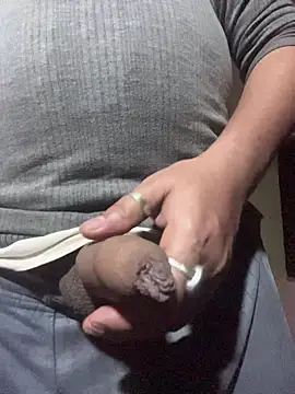 Saxymood1111's cam snapshot