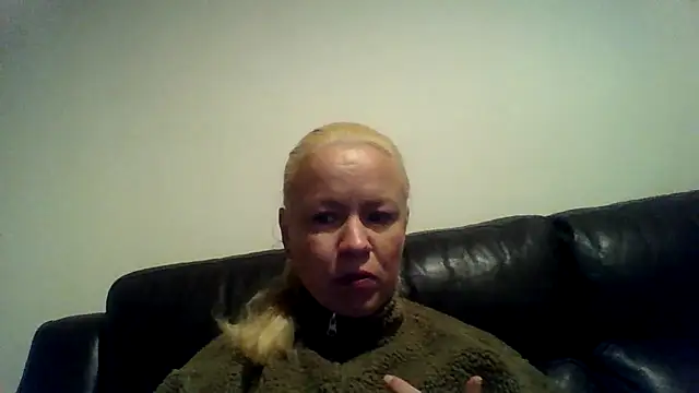 jennyblondeuk's cam snapshot