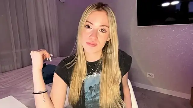 Between_Eeys's cam snapshot