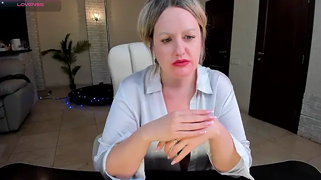 MariemLui's cam snapshot