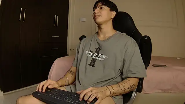 toji_luxxer's cam snapshot