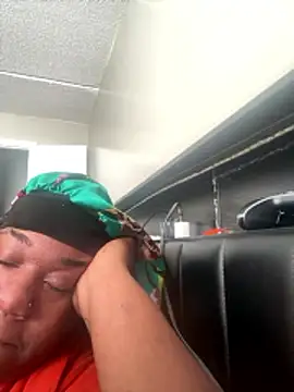 Tassiagay's cam snapshot