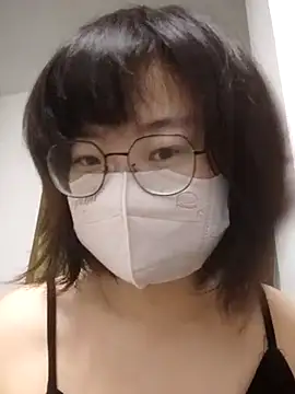 miniiceyya live sex cam